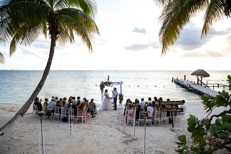 Vela Vento Beach Club Wedding | Isla Mujeres Wedding Photography